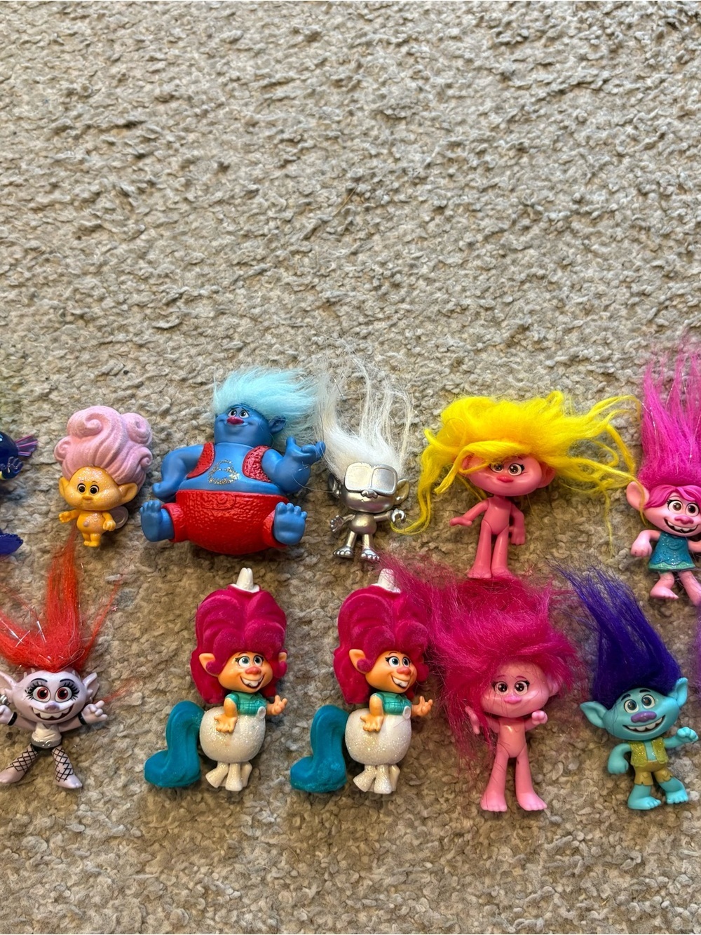 Trolls Assorted Collectible Figures World Tour Biggie Delta Dawn Poppy Branch